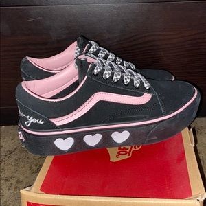 Lazy oaf x vans old skool platforms
